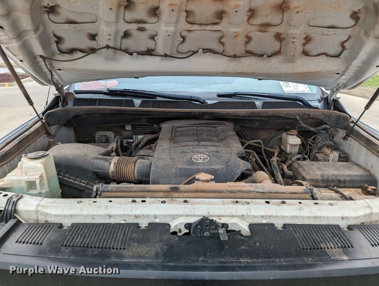 image for item DL1008 2015 Toyota Tundra  Double Cab pickup truck