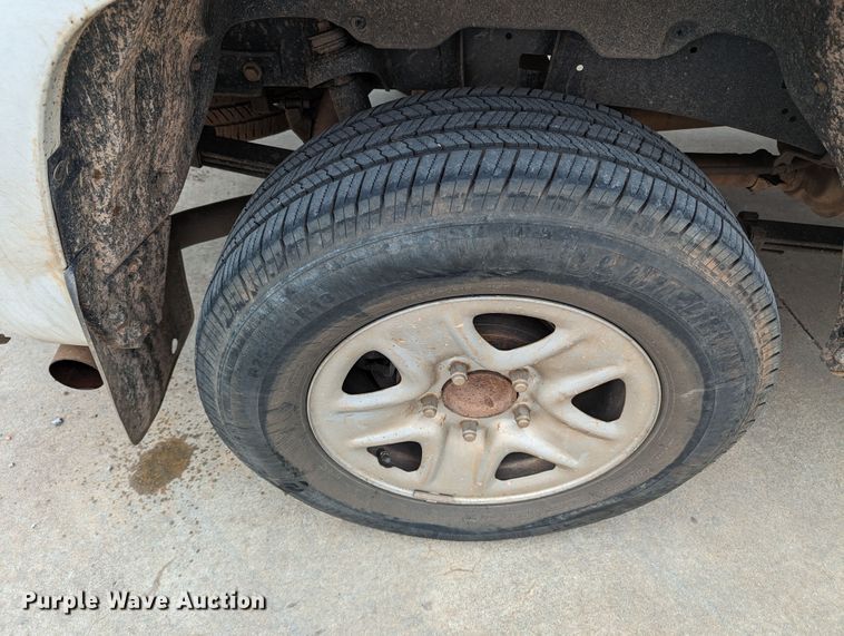 image for item DL1008 2015 Toyota Tundra  Double Cab pickup truck