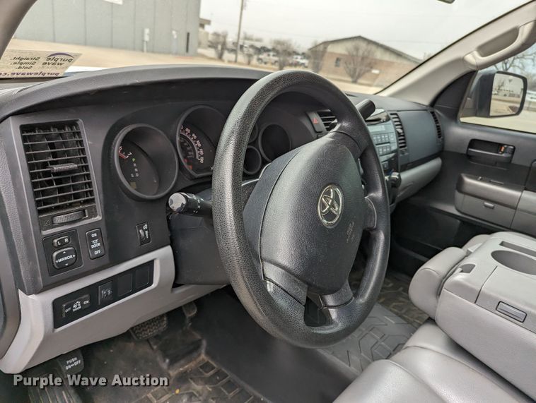 image for item DL1009 2012 Toyota Tundra  Double Cab pickup truck