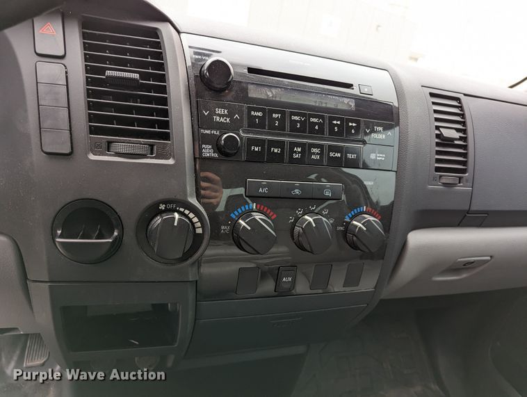 image for item DL1009 2012 Toyota Tundra  Double Cab pickup truck