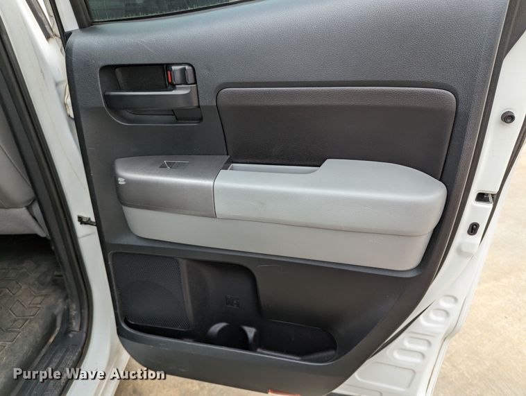 image for item DL1009 2012 Toyota Tundra  Double Cab pickup truck