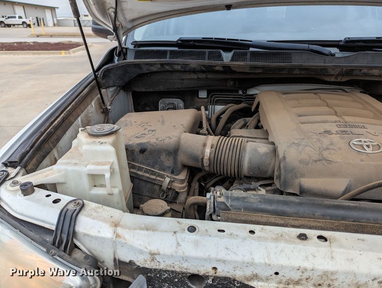 image for item DL1009 2012 Toyota Tundra  Double Cab pickup truck