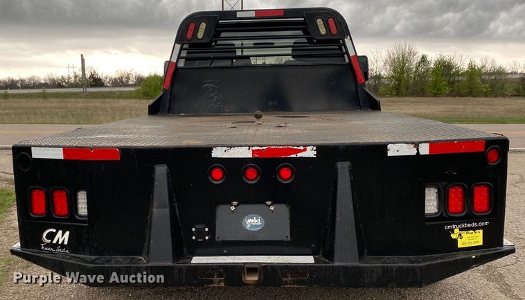 image for item DL7107 2012 Ford F550 Super Duty  SuperCab flatbed truck