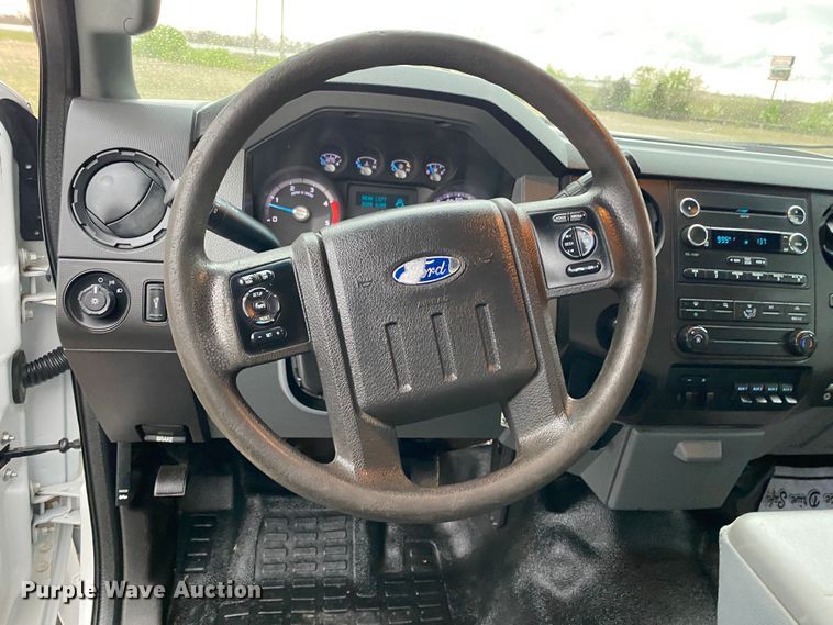 image for item DL7107 2012 Ford F550 Super Duty  SuperCab flatbed truck