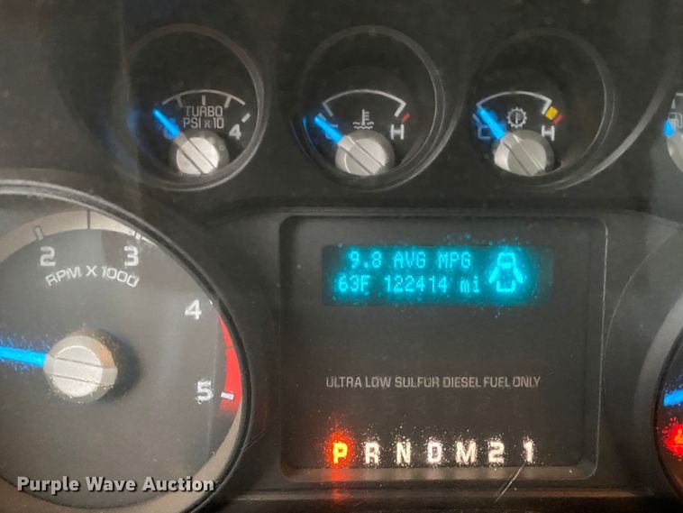 image for item DL7107 2012 Ford F550 Super Duty  SuperCab flatbed truck