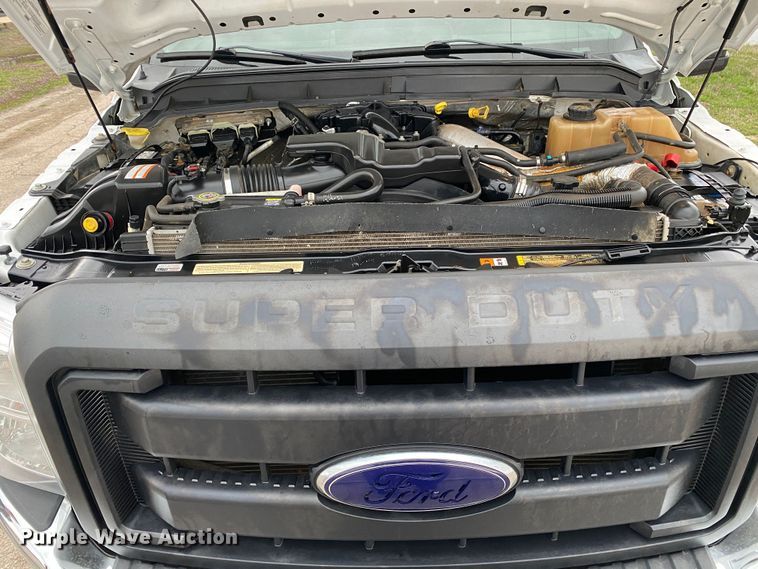 image for item DL7107 2012 Ford F550 Super Duty  SuperCab flatbed truck