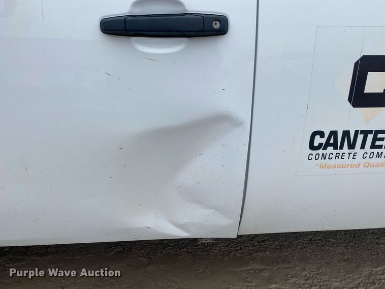 image for item DL7124 2012  Chevrolet Silverado 2500HD  Crew Cab pickup truck