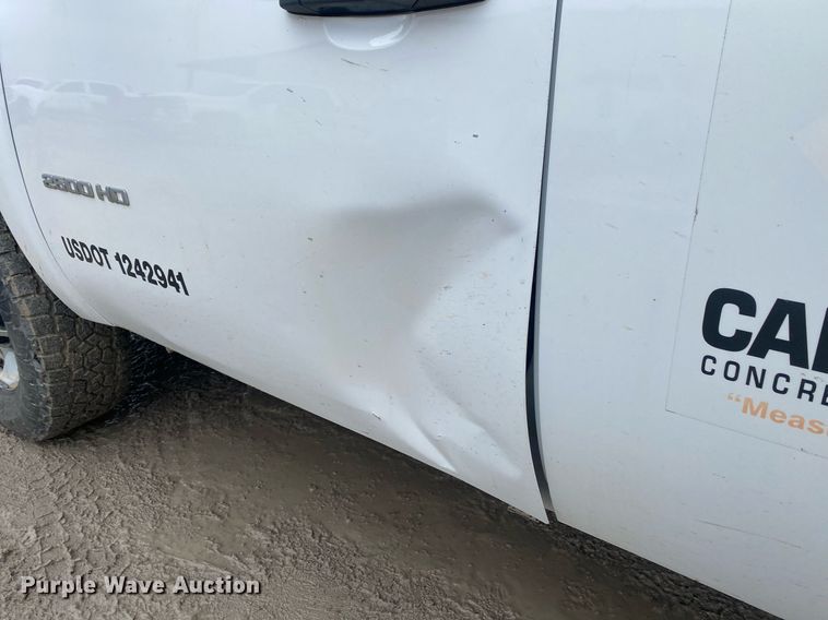 image for item DL7124 2012  Chevrolet Silverado 2500HD  Crew Cab pickup truck