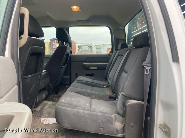 image for item DL7124 2012  Chevrolet Silverado 2500HD  Crew Cab pickup truck