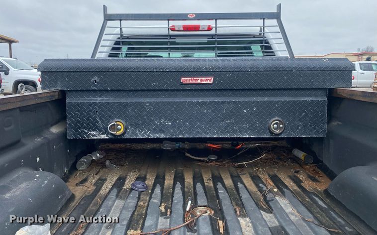 image for item DL7124 2012  Chevrolet Silverado 2500HD  Crew Cab pickup truck