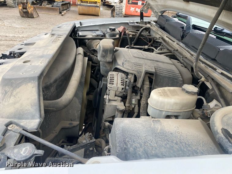 image for item DL7124 2012  Chevrolet Silverado 2500HD  Crew Cab pickup truck