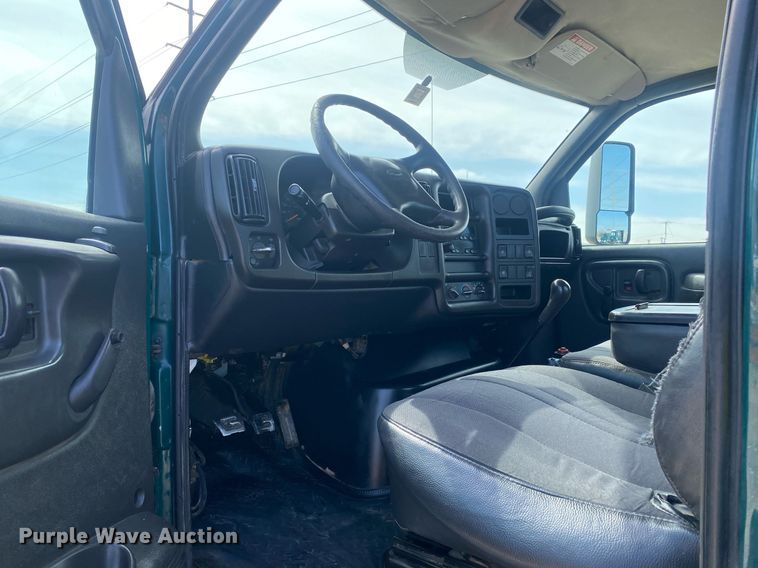 image for item DL7132 2007  Chevrolet C7500  dump flatbed truck