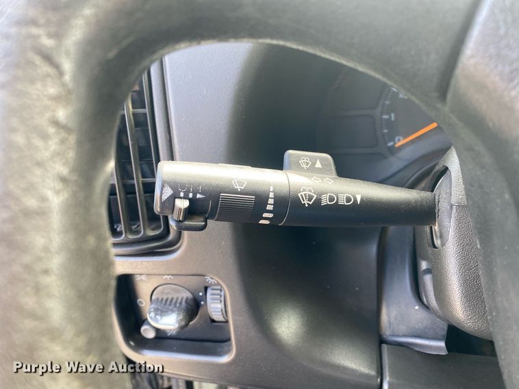 image for item DL7132 2007  Chevrolet C7500  dump flatbed truck