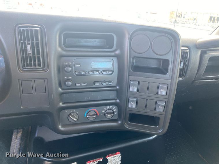 image for item DL7132 2007  Chevrolet C7500  dump flatbed truck