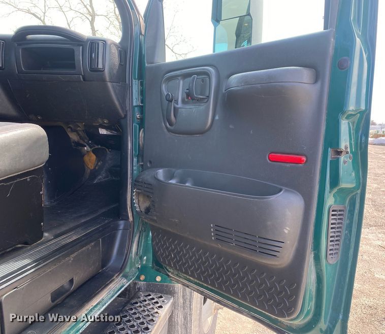 image for item DL7132 2007  Chevrolet C7500  dump flatbed truck