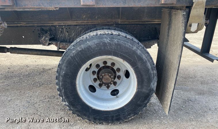 image for item DL7132 2007  Chevrolet C7500  dump flatbed truck