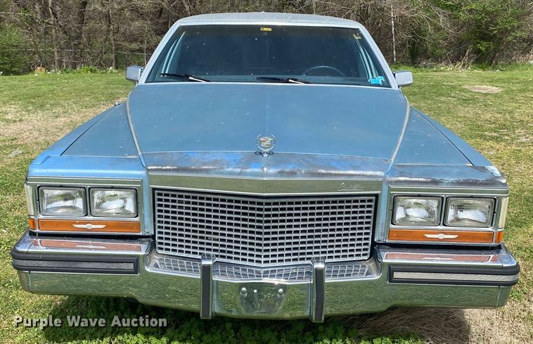 image for item DM4215 1987 Cadillac Brougham  limousine