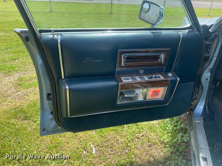 image for item DM4215 1987 Cadillac Brougham  limousine