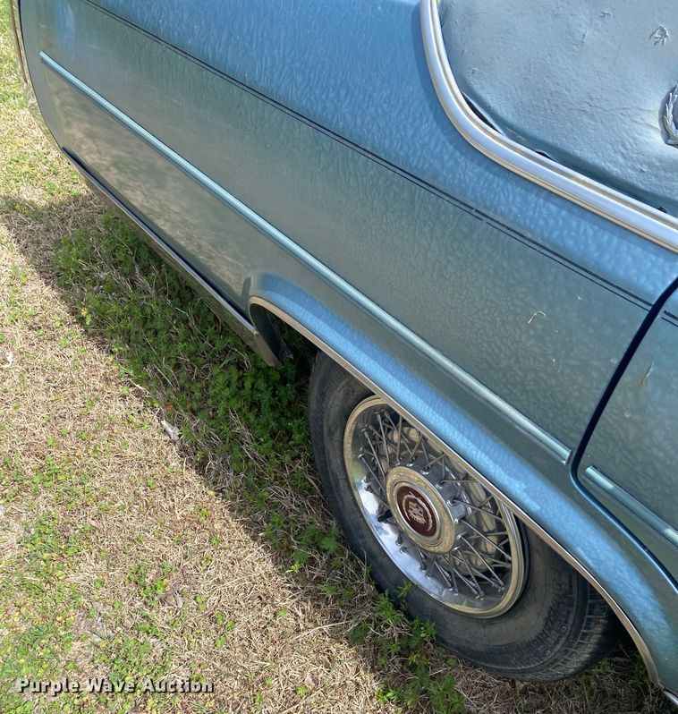 image for item DM4215 1987 Cadillac Brougham  limousine