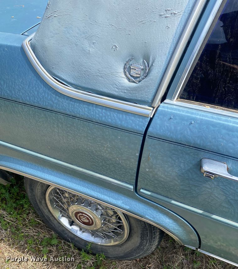 image for item DM4215 1987 Cadillac Brougham  limousine