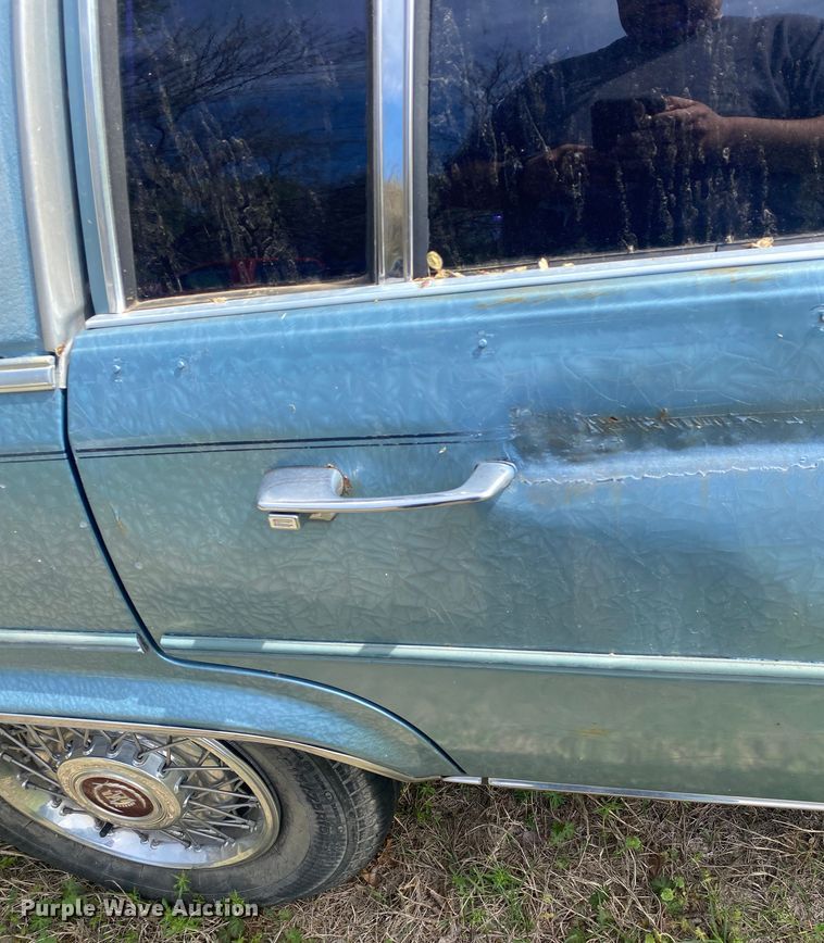 image for item DM4215 1987 Cadillac Brougham  limousine