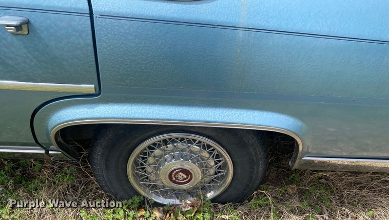 image for item DM4215 1987 Cadillac Brougham  limousine