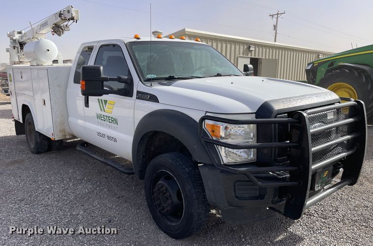 image for item DN4581 2015 Ford F450 Super Duty  utility / service truck