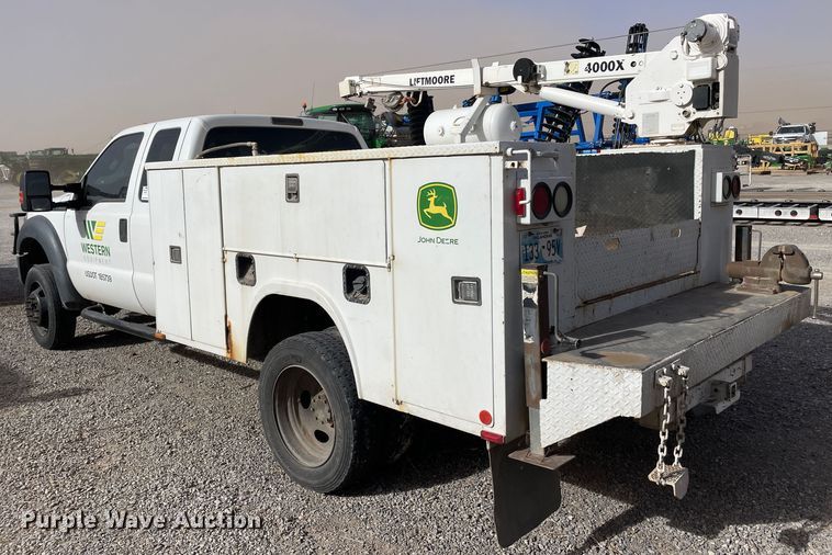 image for item DN4581 2015 Ford F450 Super Duty  utility / service truck