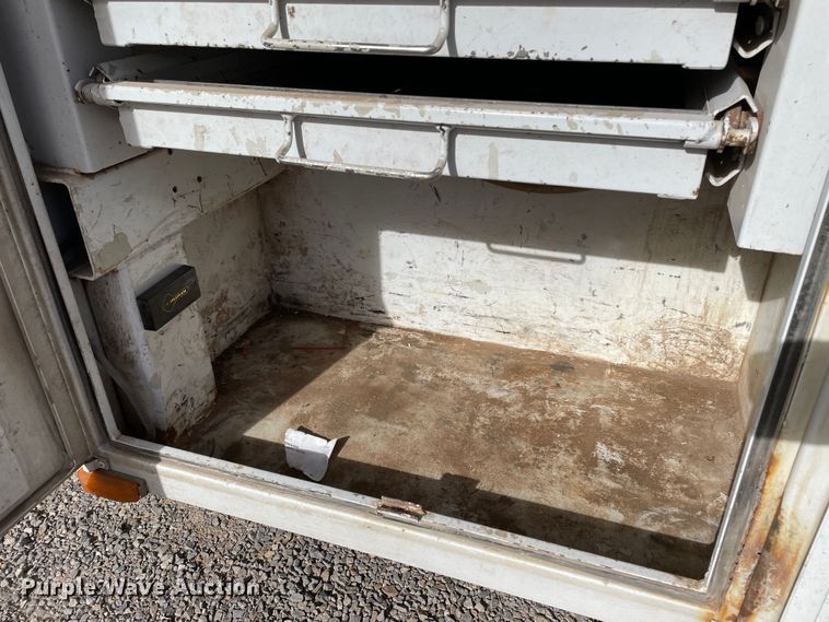 image for item DN4581 2015 Ford F450 Super Duty  utility / service truck