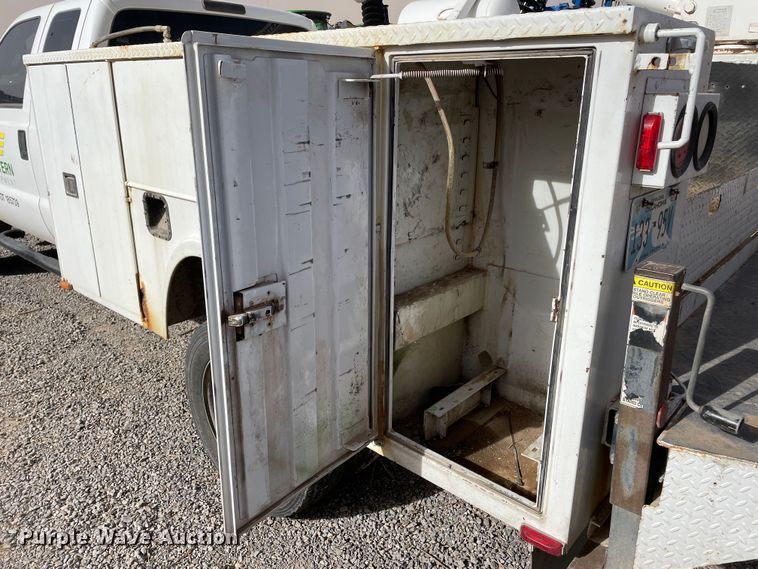 image for item DN4581 2015 Ford F450 Super Duty  utility / service truck