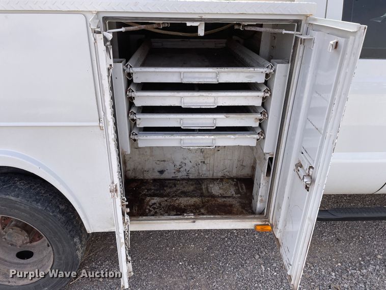 image for item DN4581 2015 Ford F450 Super Duty  utility / service truck