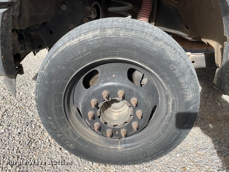 image for item DN4581 2015 Ford F450 Super Duty  utility / service truck