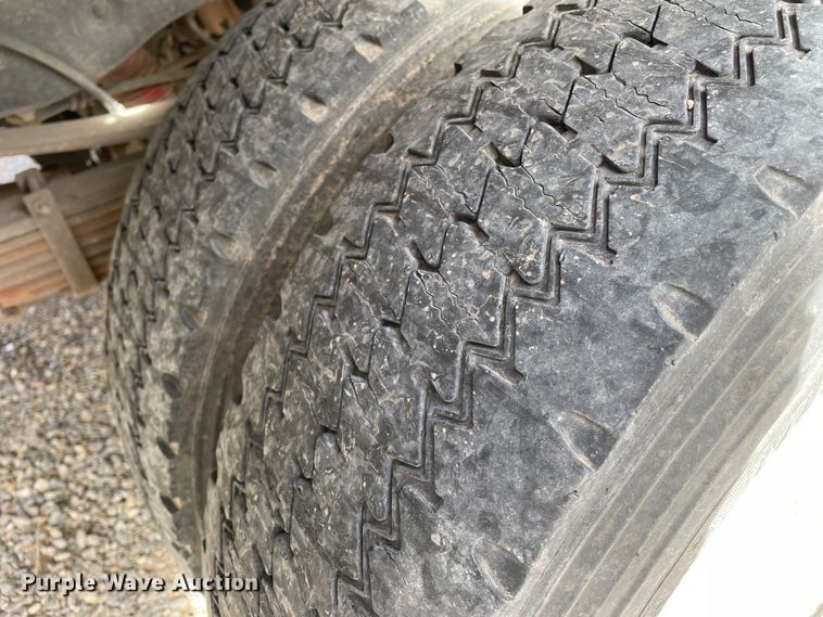 image for item DN4581 2015 Ford F450 Super Duty  utility / service truck