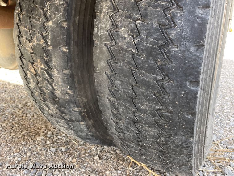 image for item DN4581 2015 Ford F450 Super Duty  utility / service truck