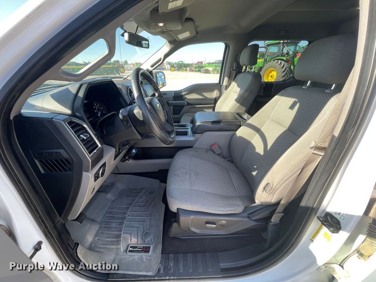 image for item DN4582 2016 Ford F150  SuperCrew pickup truck