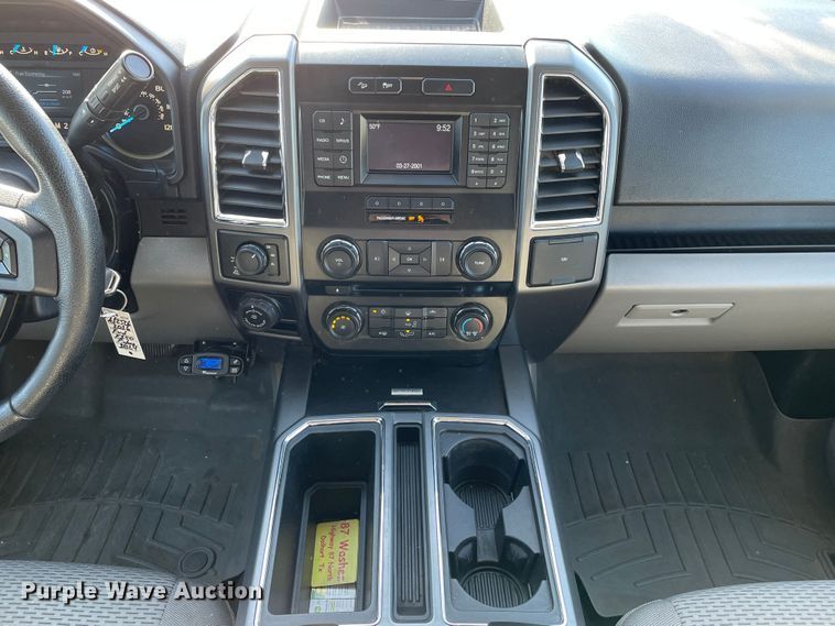 image for item DN4582 2016 Ford F150  SuperCrew pickup truck