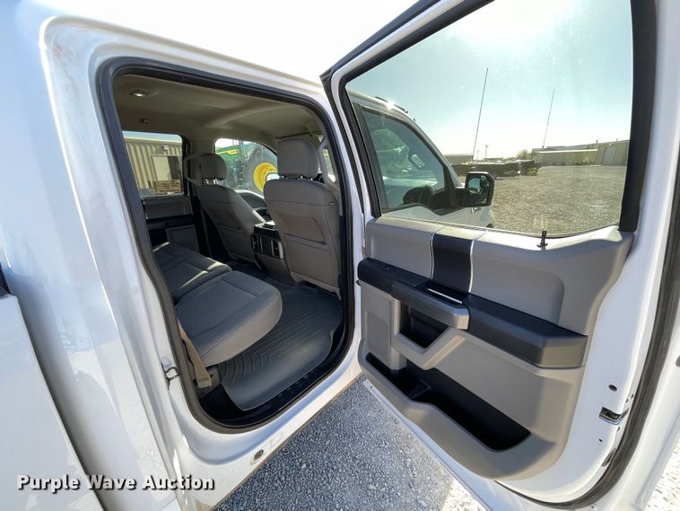 image for item DN4582 2016 Ford F150  SuperCrew pickup truck