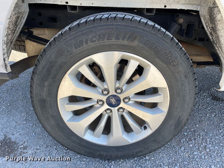 image for item DN4582 2016 Ford F150  SuperCrew pickup truck