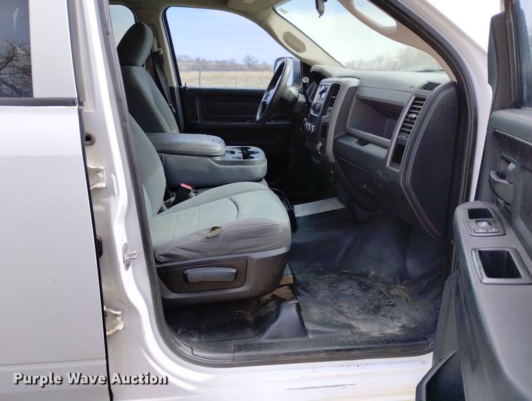 image for item DN6333 2013 Dodge Ram 2500 HD  Crew Cab pickup truck