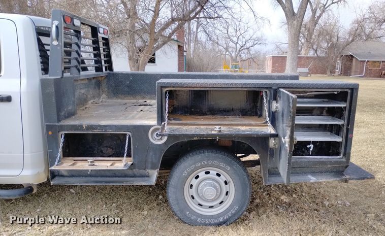 image for item DN6333 2013 Dodge Ram 2500 HD  Crew Cab pickup truck