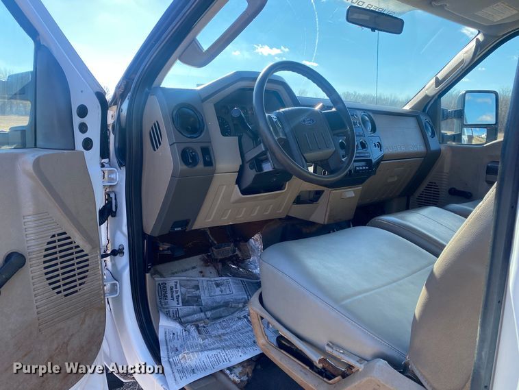 image for item DN8157 2008 Ford F550 Super Duty XL  dump flatbed truck