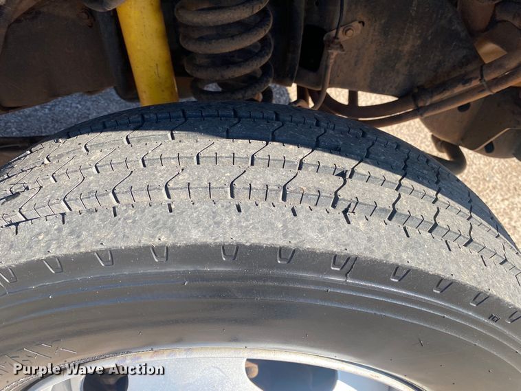 image for item DN8157 2008 Ford F550 Super Duty XL  dump flatbed truck