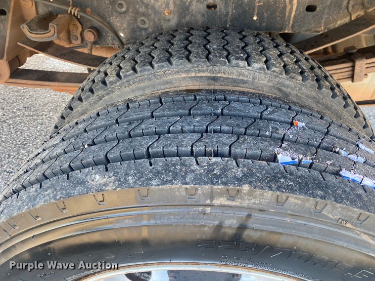 image for item DN8157 2008 Ford F550 Super Duty XL  dump flatbed truck