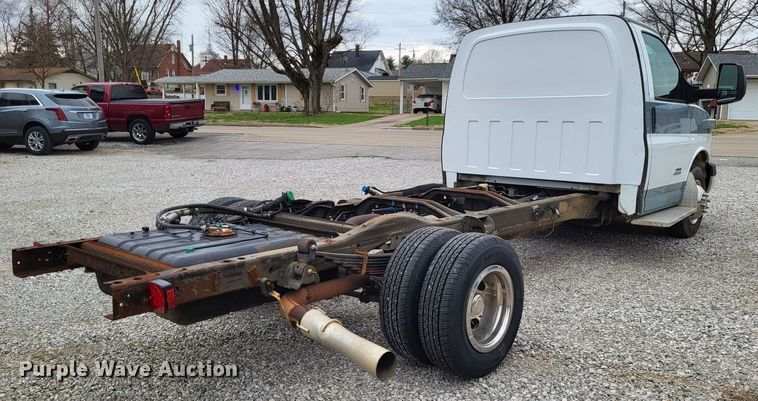 image for item DO3592 2012 Chevrolet Express G4500  van cab and chassis