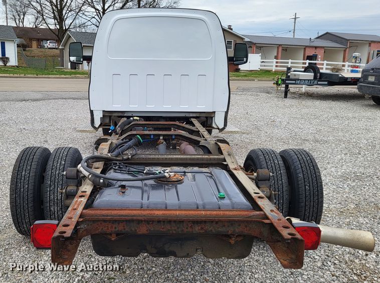 image for item DO3592 2012 Chevrolet Express G4500  van cab and chassis