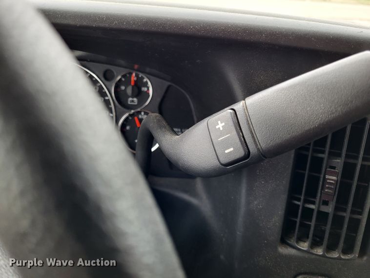 image for item DO3592 2012 Chevrolet Express G4500  van cab and chassis