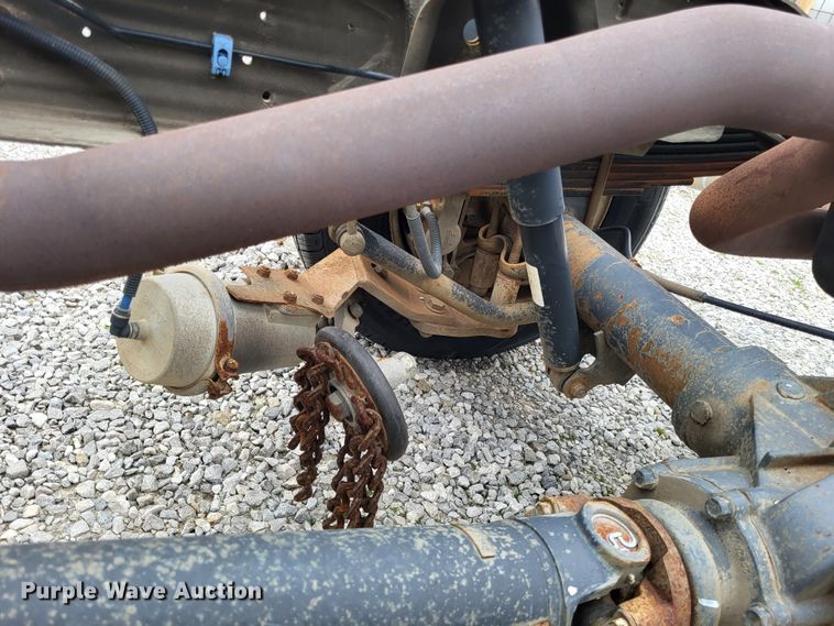 image for item DO3592 2012 Chevrolet Express G4500  van cab and chassis