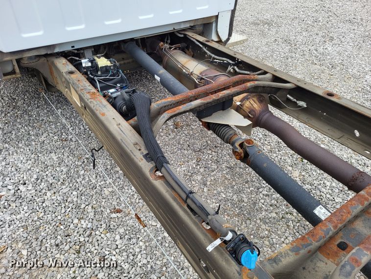 image for item DO3592 2012 Chevrolet Express G4500  van cab and chassis