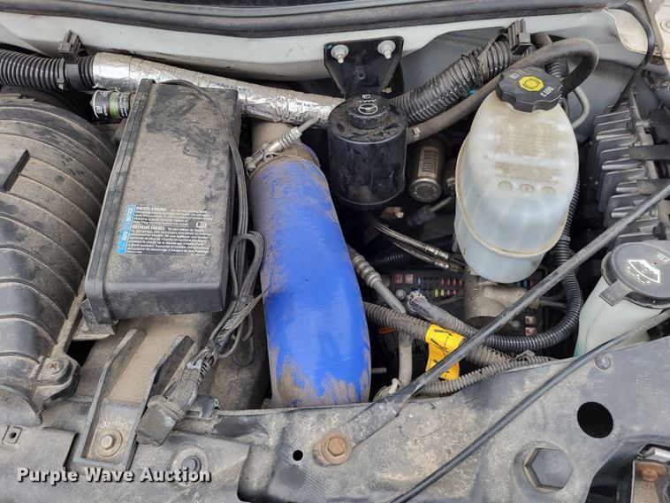 image for item DO3592 2012 Chevrolet Express G4500  van cab and chassis