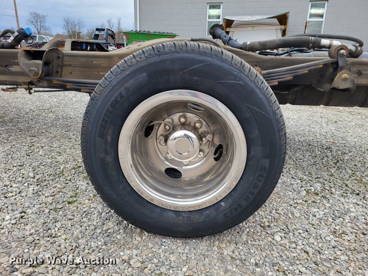 image for item DO3592 2012 Chevrolet Express G4500  van cab and chassis